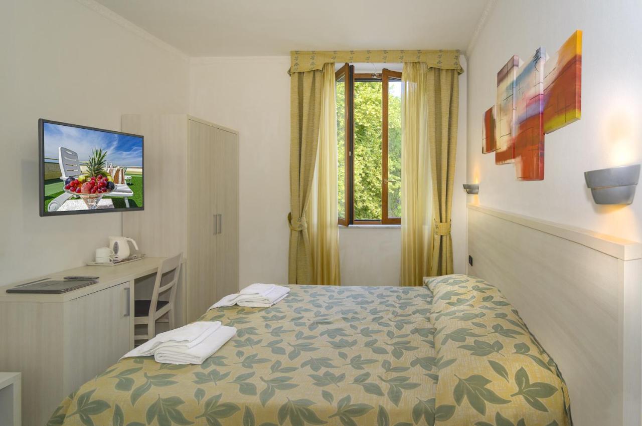 Hotel Vittoria Viareggio Zewnętrze zdjęcie