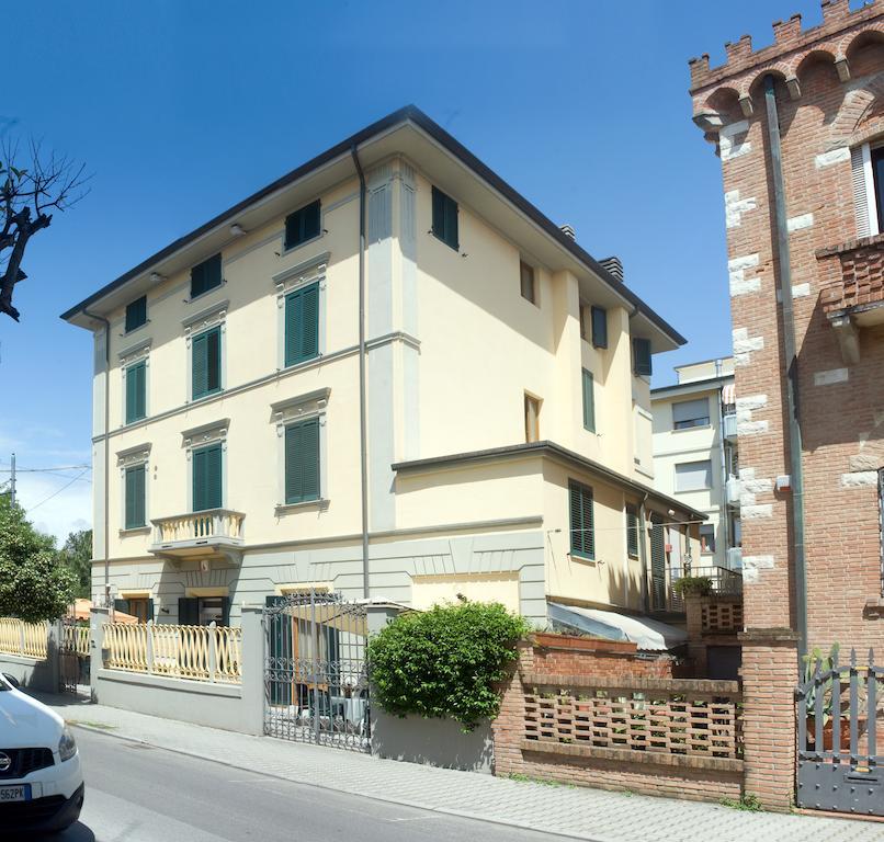 Hotel Vittoria Viareggio Zewnętrze zdjęcie