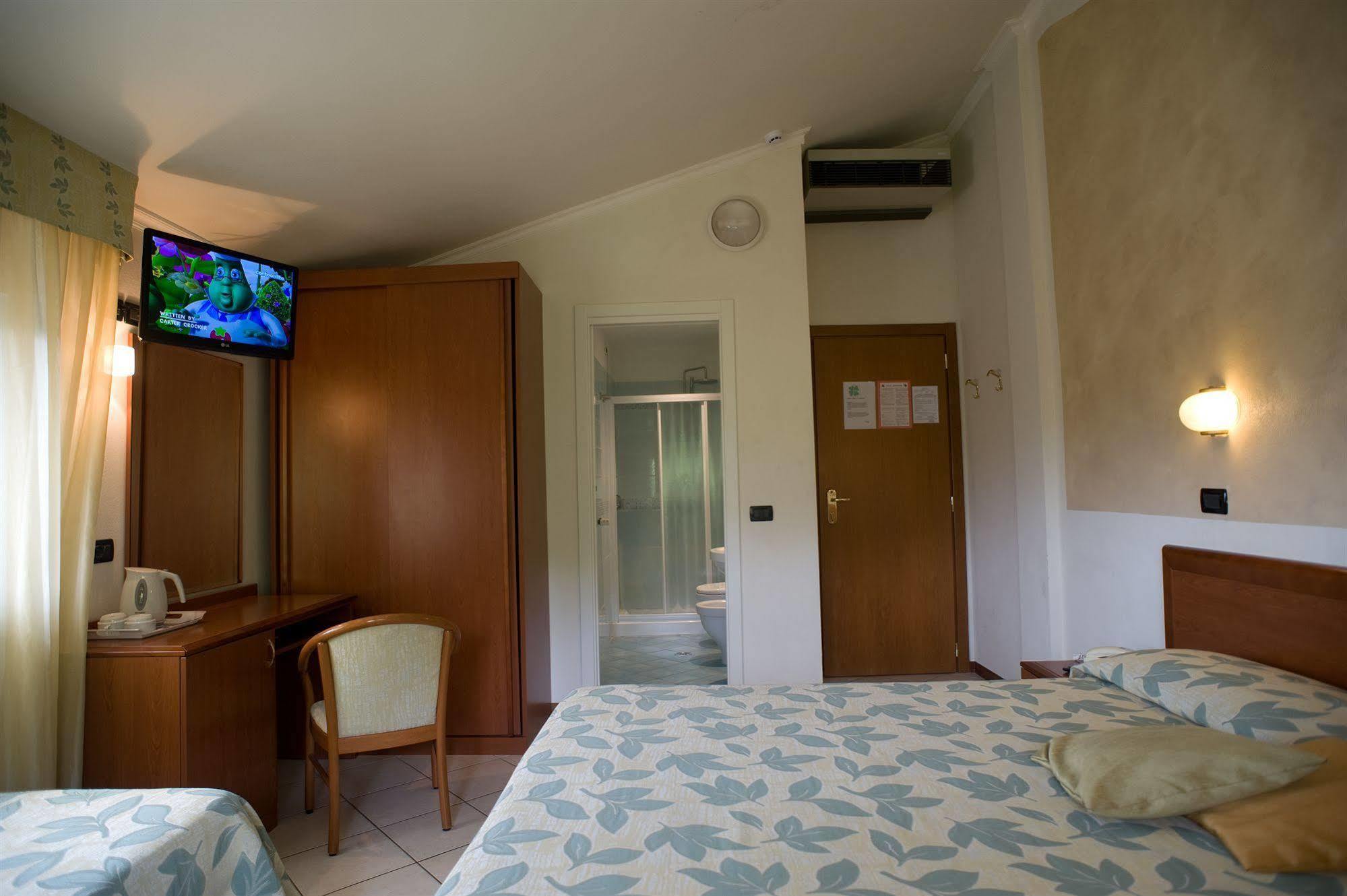 Hotel Vittoria Viareggio Zewnętrze zdjęcie